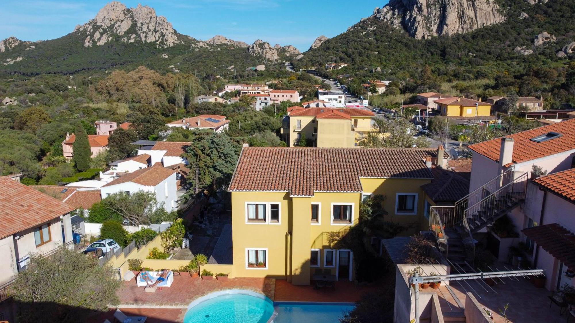 Boutique Hotel Sant'Andrea & Relais San Pantaleo Exterior foto
