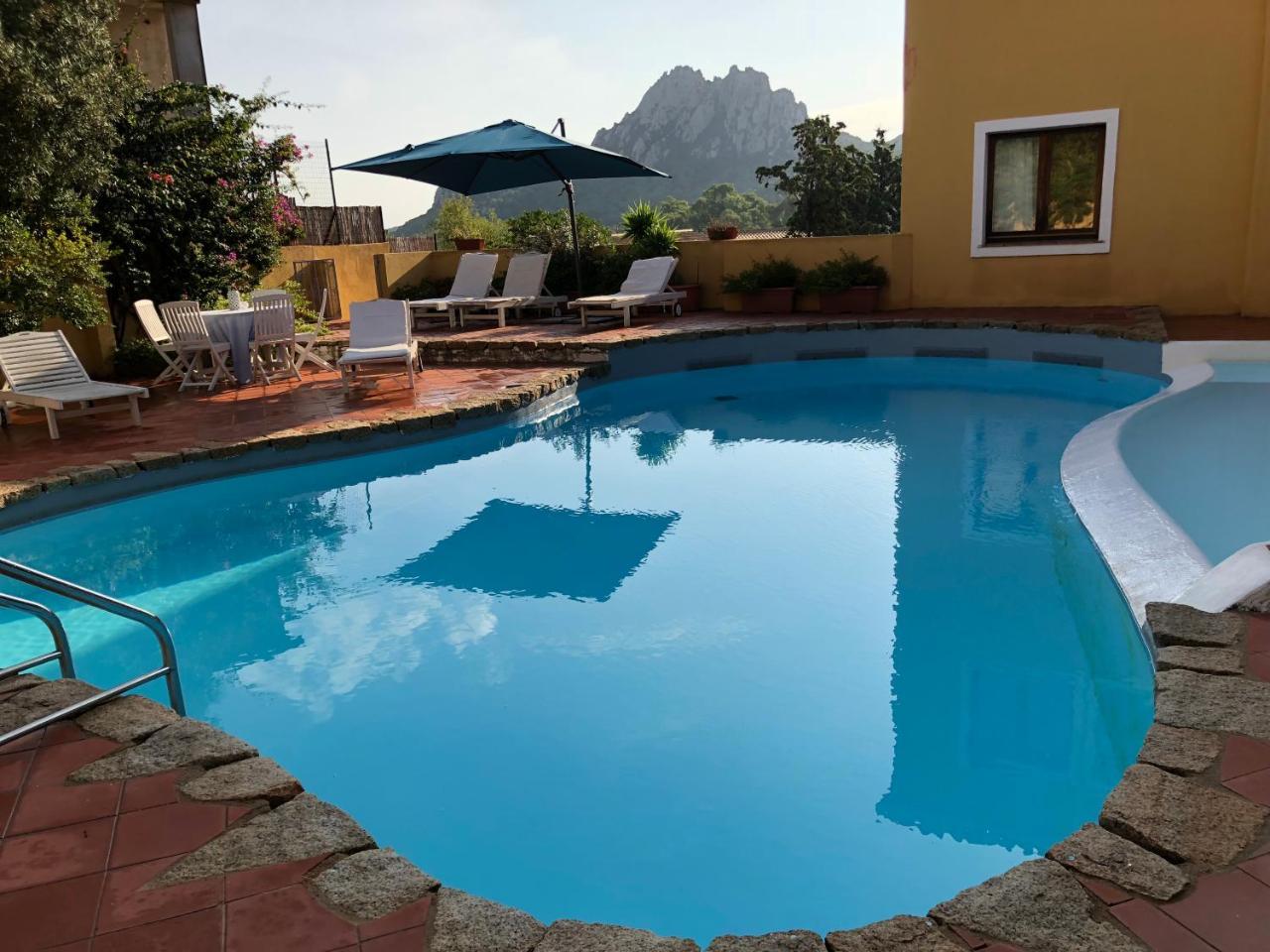 Boutique Hotel Sant'Andrea & Relais San Pantaleo Exterior foto